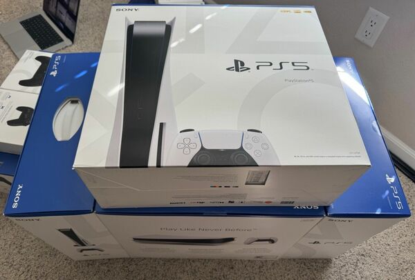 Продается: Sony Playstation 5, диск 825 ГБ