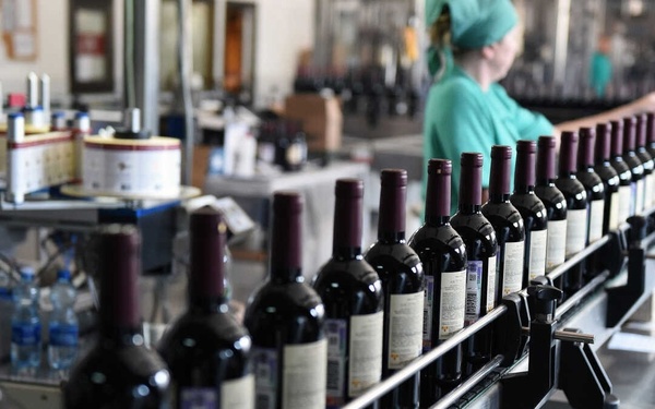 На Вахту на склад алкогольной продукции требуются Упаковщики Грузчики