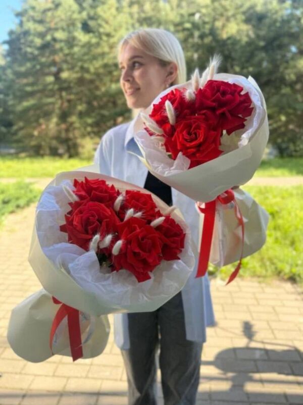 Цветочный магазин «Разноцветы» — быстрая служба доставки цветов