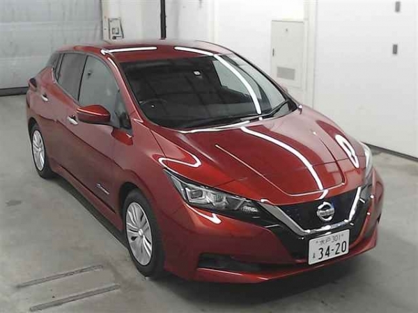 Электромобиль 2 поколение хэтчбек Nissan Leaf кузов ZE1 модификация X