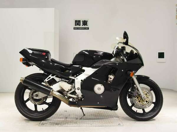 Мотоцикл спортбайк Honda CBR250RR рама MC22 спортивный супербайк