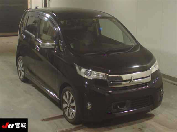 Хэтчбек турбо кей-кар Mitsubishi EK Custom кузов B11W модификаци T 4wd