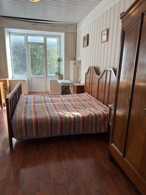 Продается замечательная трехкомнатная квартира