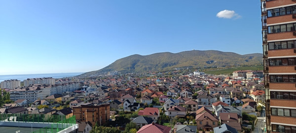 Двушка у моря с красивым ремонтом