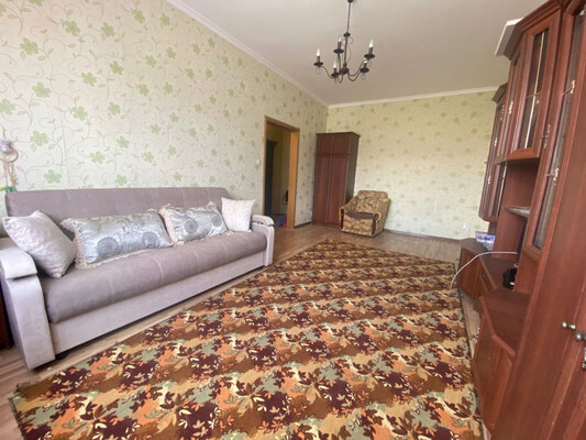 1-к. квартира, 37,4 кв.м., 3/3 эт.