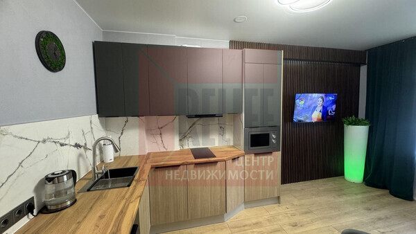 Продам однокомнатную (1-комн.) квартиру, Стекольная ул, 39, Калинингра