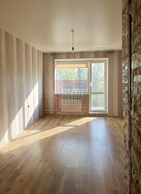 Продам комнату в 5-комн. квартире, Г.Димитрова ул, 33, Калининград г