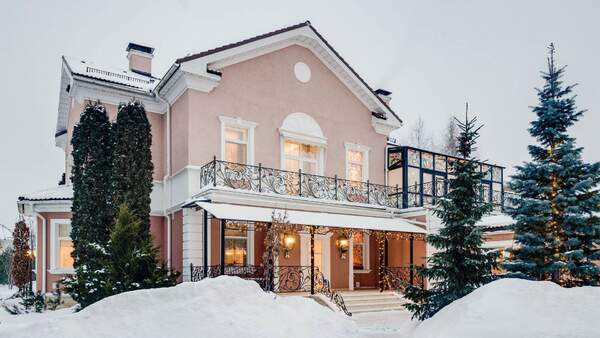 Коттедж 600 м2 на участке 25 сот.