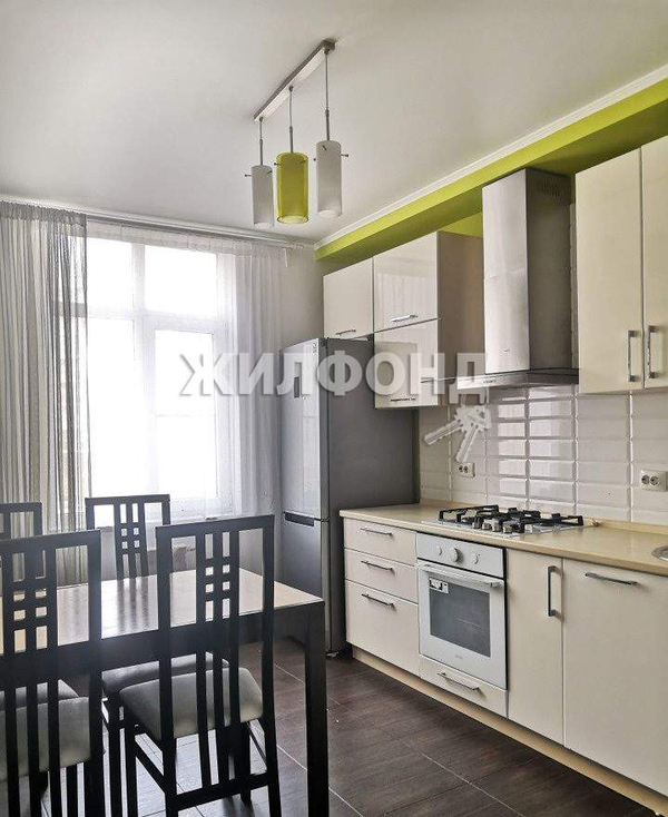 Продается 2-комн. квартира 54 кв.м.