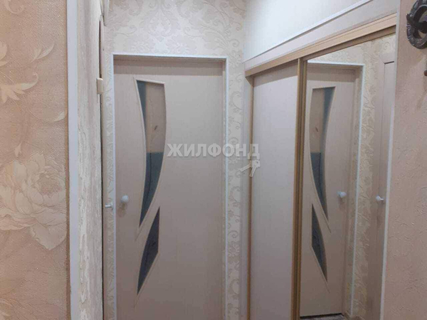 Продается 4-комн. квартира 67.5 кв.м.