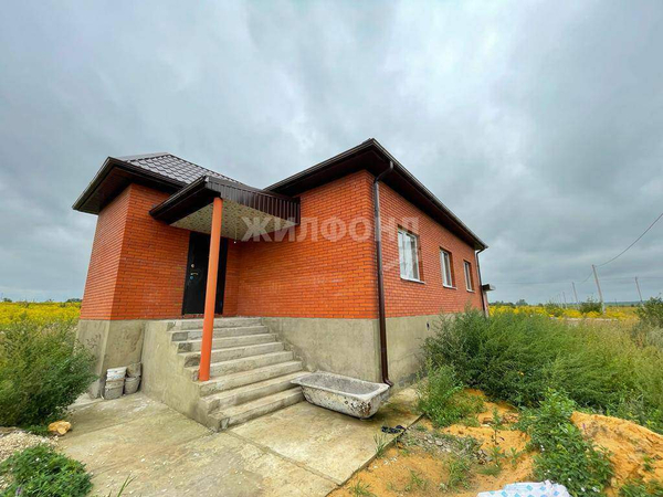 Дом 184.8 м2 на участке 10.5 сот.