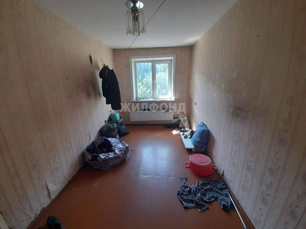 Продается 4-комн. квартира 60.7 кв.м.