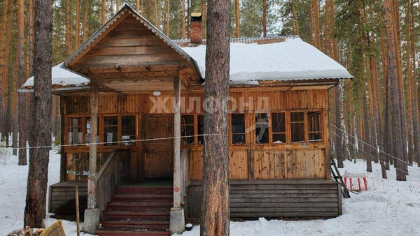 Дом 99.8 м2 на участке 43.28 сот.
