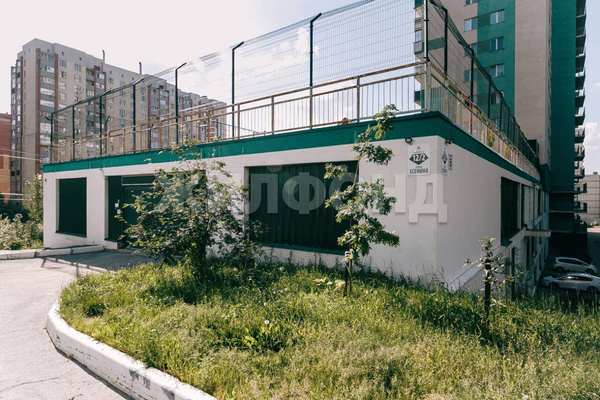 Продается место на закрытой стоянке, 27 м2