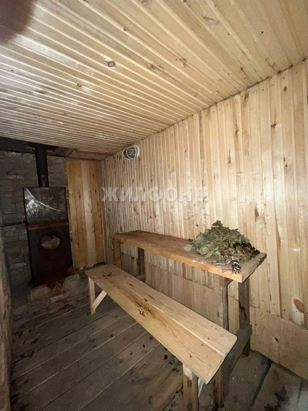 Часть дома 60.9 м2 на участке 4.2 сот.