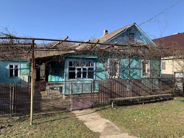 Дом 61.7 м2 на участке 7.5 сот.