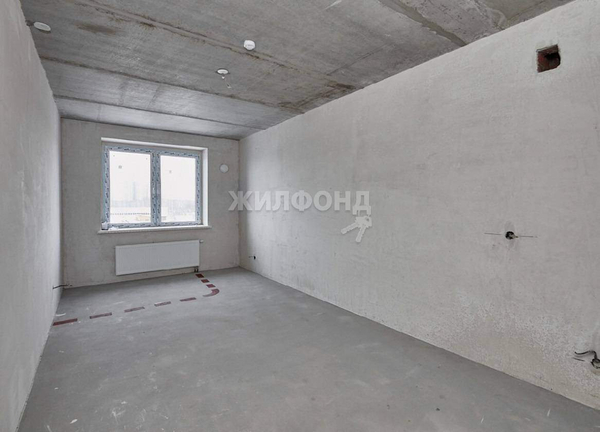 Продается студия 82 кв.м.