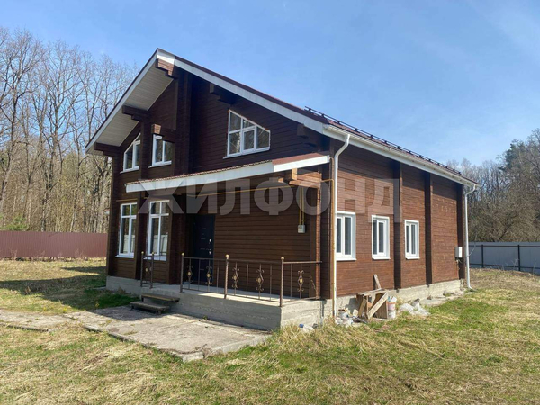 Дом 192 м2 на участке 18.5 сот.