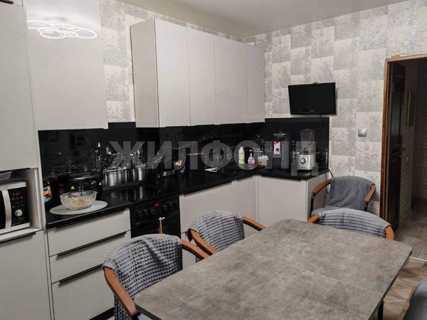 Продается 3-комн. квартира 64.2 кв.м.