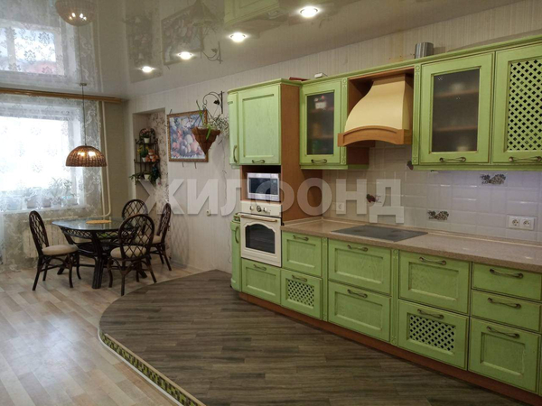 Продается 4-комн. квартира 106.8 кв.м.
