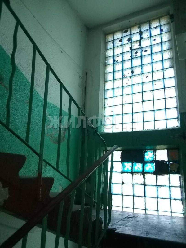 Продается комната 13 м2 в 5 ком.кв.
