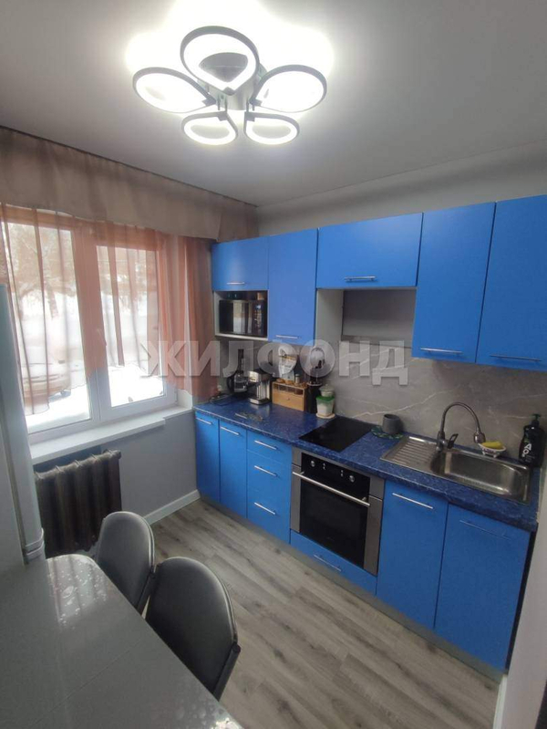 Продается 2-комн. квартира 44.2 кв.м.