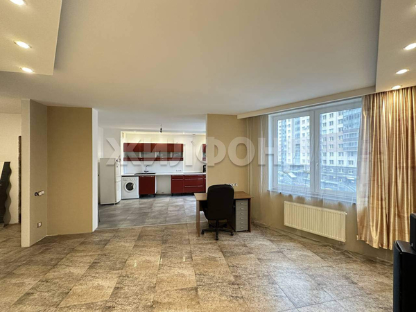 Продам 3-комн. квартиру 93.4 кв.м.
