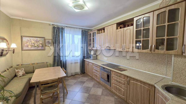 Продается 2-комн. квартира 63.5 кв.м.