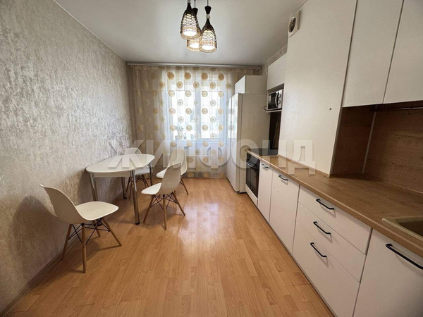 Продается 2-комн. квартира 63.5 кв.м.