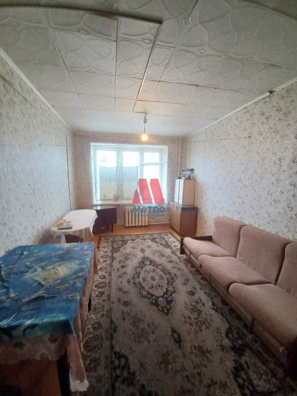 Продается комната 18 м2 в 4 ком.кв.