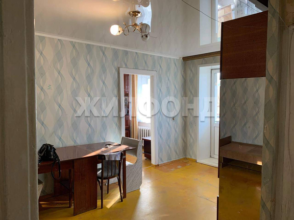 Продается 2-комн. квартира 42.2 кв.м.