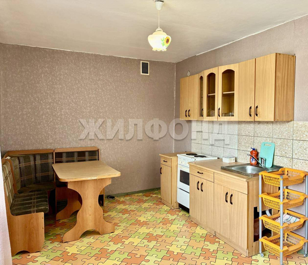 Продается 1-комн. квартира 48.2 кв.м.