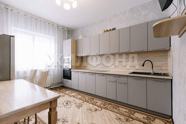 Часть дома 152 м2 на участке 2.72 сот.