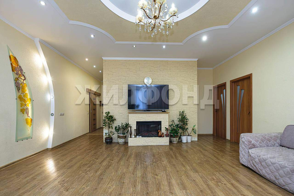 Продается 3-комн. квартира 109.2 кв.м.