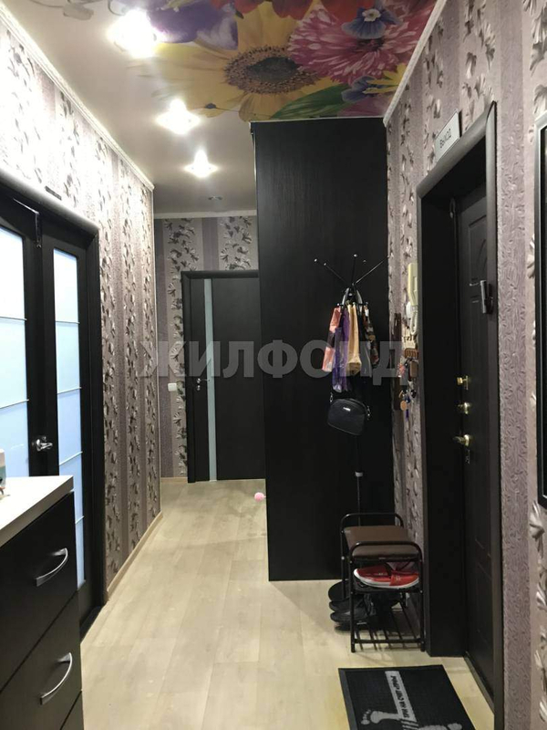 Продается 2-комн. квартира 60.9 кв.м.