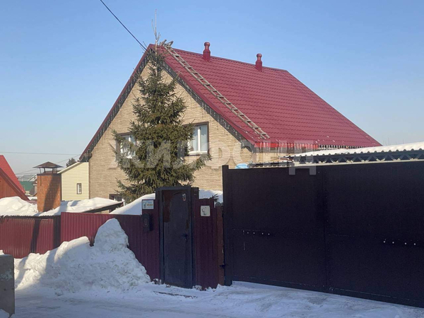 Дом 185 м2 на участке 9 сот.
