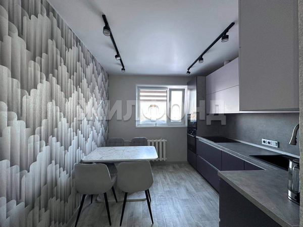 Продается 3-комн. квартира 65 кв.м.