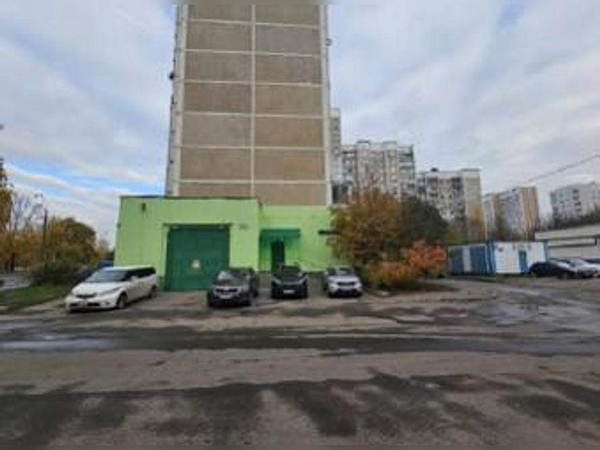 Торговое помещение 230.9 м2 в аренду