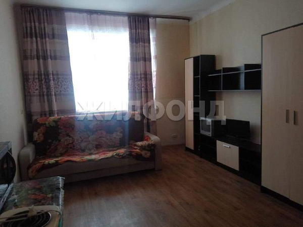 Продается комната 20 м2 в 3 ком.кв.