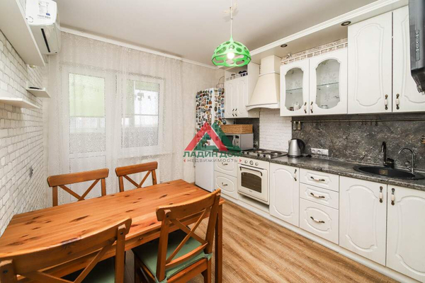 Продается 2-комн. квартира 52.8 кв.м.