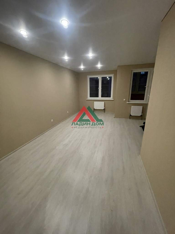 Продается 2-комн. квартира 52.5 кв.м.