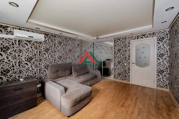 Продается 1-комн. квартира 40 кв.м.