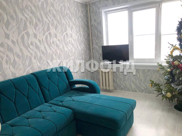 Продается комната 13 м2 в 3 ком.кв.