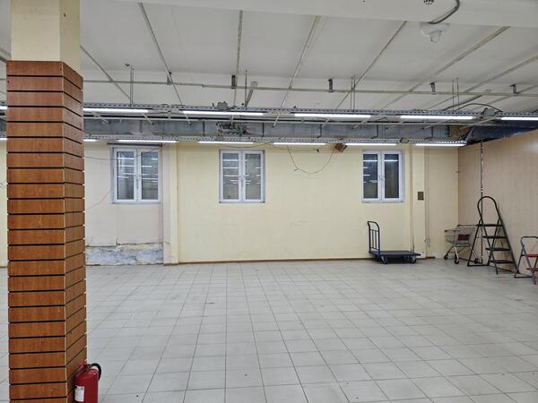 Помещение свободного назначения 300 м2 в аренду
