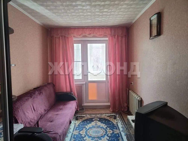 Продается комната 13.7 м2 в 4 ком.кв.